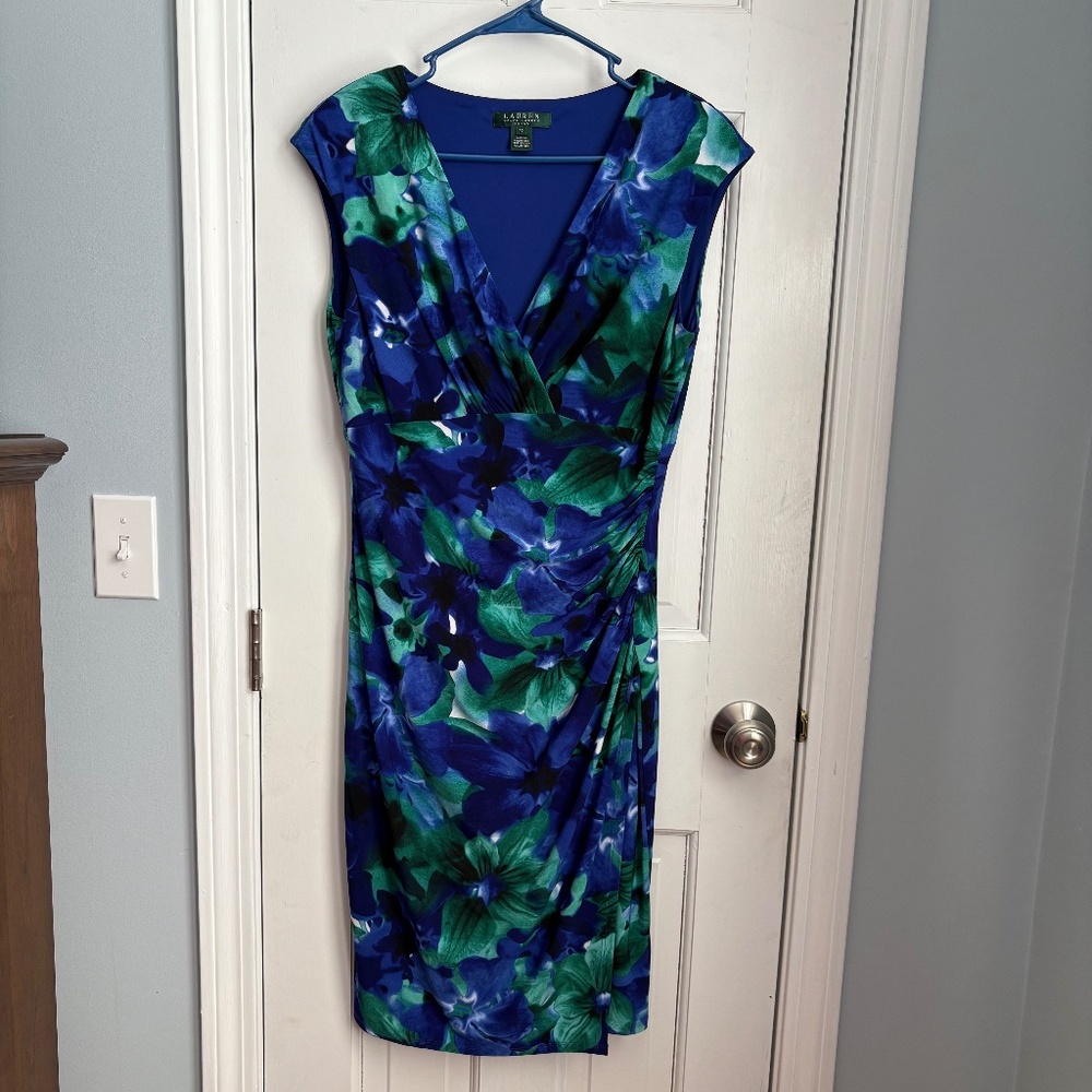 Gorgeous Lauren Ralph Lauren floral dress, Size 10